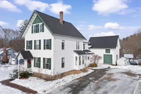 28 Back River Road Dover NH 03820