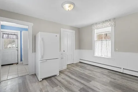 28 Back River Road Dover NH 03820