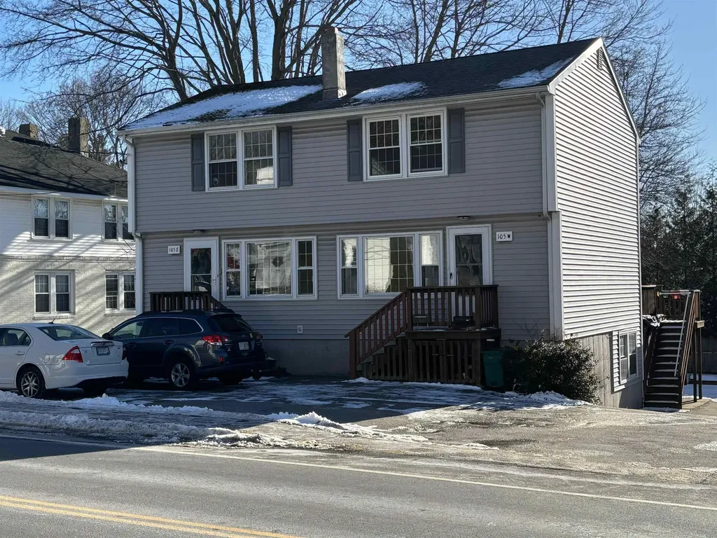 105 High Street Hampton NH 03842-214