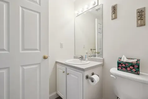 59 Cluff Road Salem NH 03079