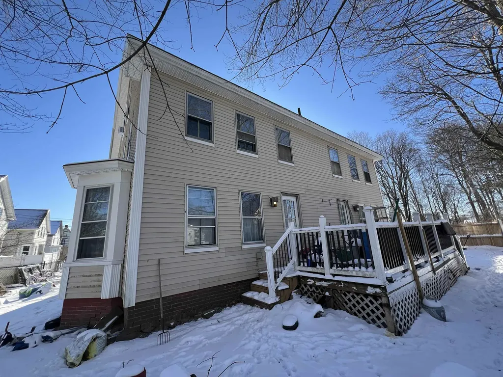 5 Coxeter Square Rochester NH 03867