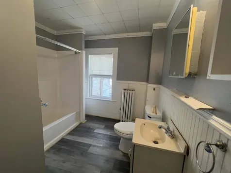 5 Coxeter Square Rochester NH 03867