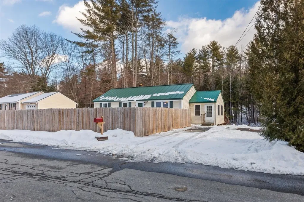 36 Wedgewood Drive Winchester NH 03470