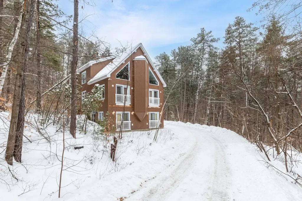 85 Amethyst Hill Road Conway NH 03860