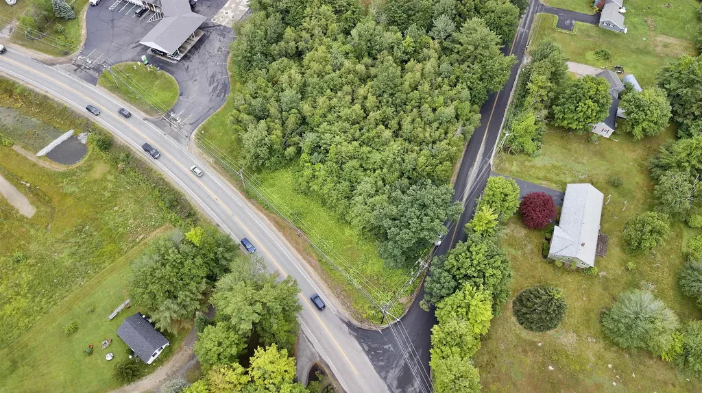 11 Redding Lane Moultonborough NH 03254