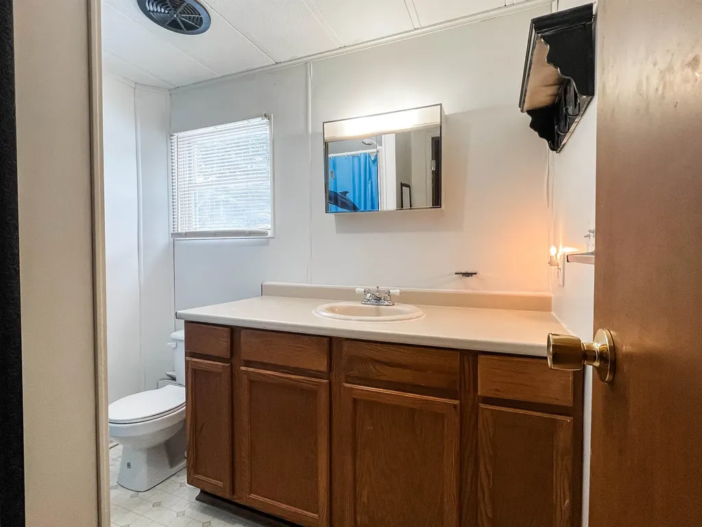 908 Camelot Drive Exeter NH 03833