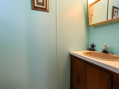 908 Camelot Drive Exeter NH 03833