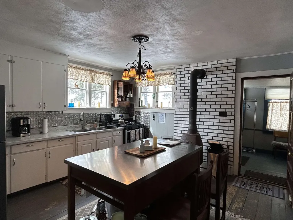 2319 Main Street Cavendish VT 05142