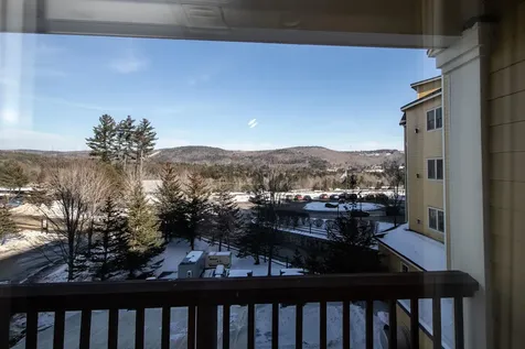 382/384 Qtr. I V Jackson Gore Inn Ludlow VT 05149