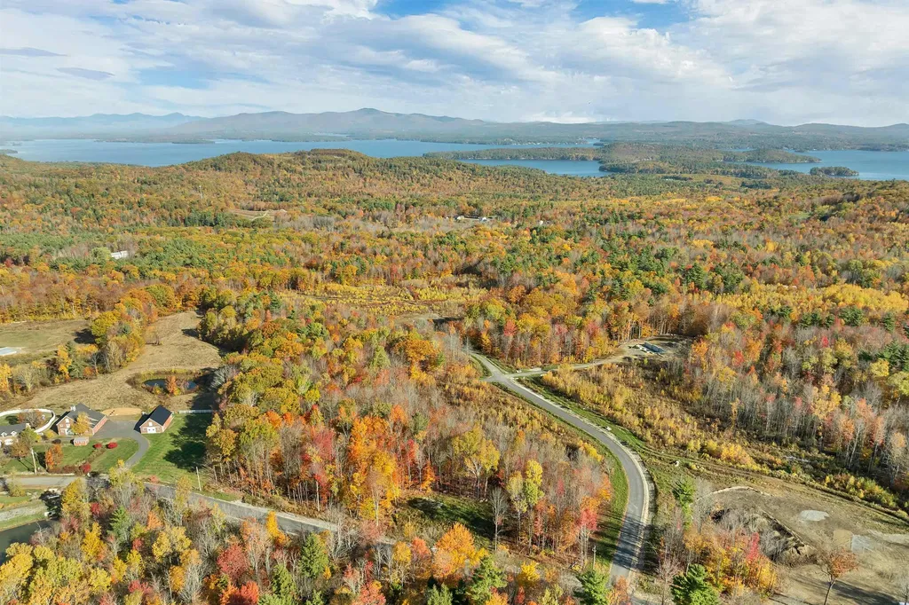 176 Glidden Road Gilford NH 03249