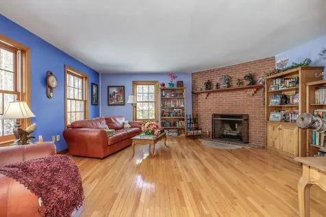 119 North Road Deerfield NH 03037
