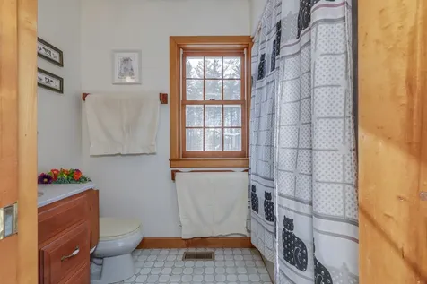 119 North Road Deerfield NH 03037