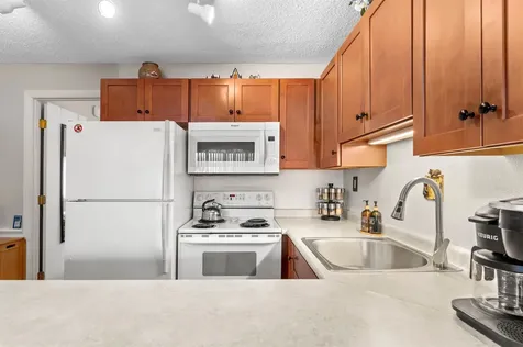46 Linderhof Golf Course Road Bartlett NH 03838