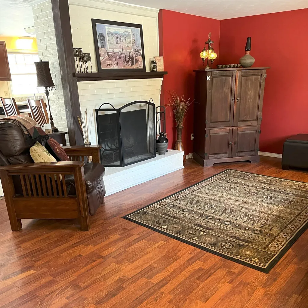 22 Hobbs Road North Hampton NH 03862