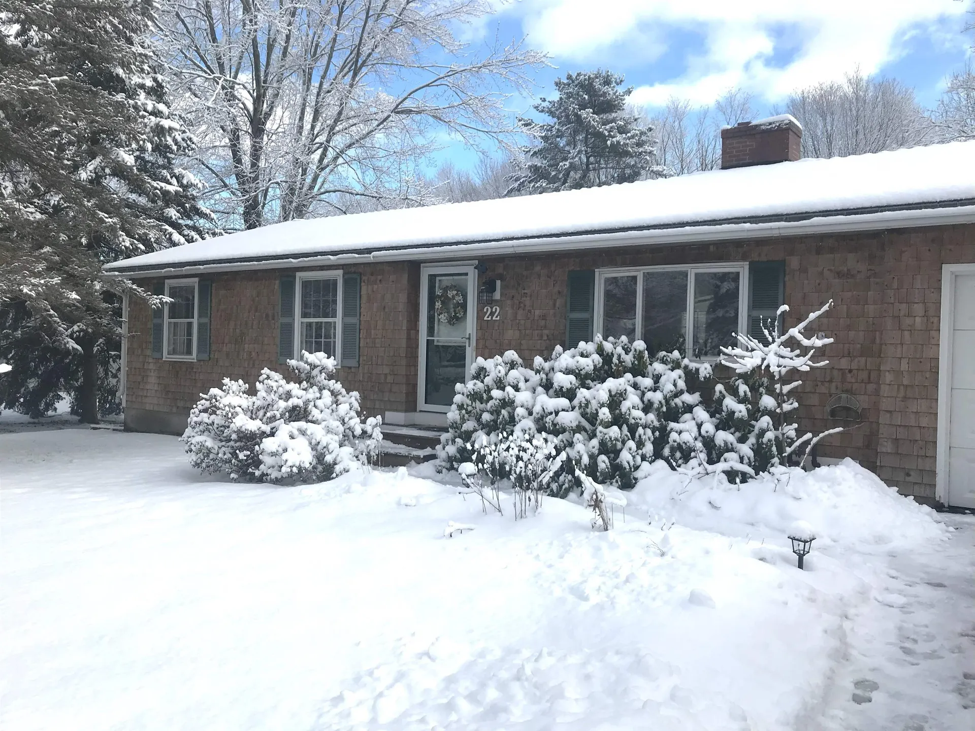 22 Hobbs Road North Hampton NH 03862