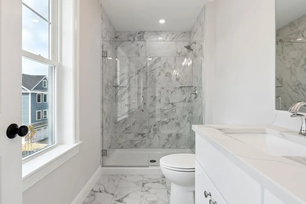 31 Juniper Lane Portsmouth NH 03801