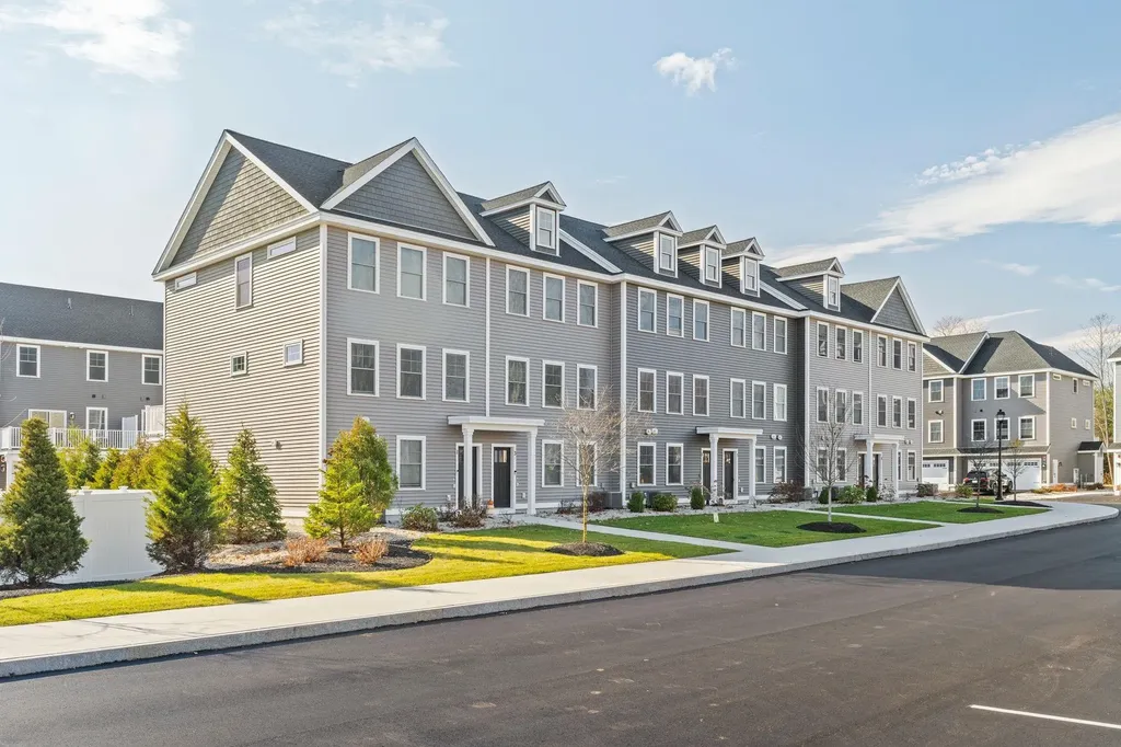 31 Juniper Lane Portsmouth NH 03801
