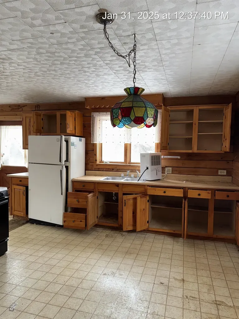 17 Singing Cedars Road Orwell VT 05760