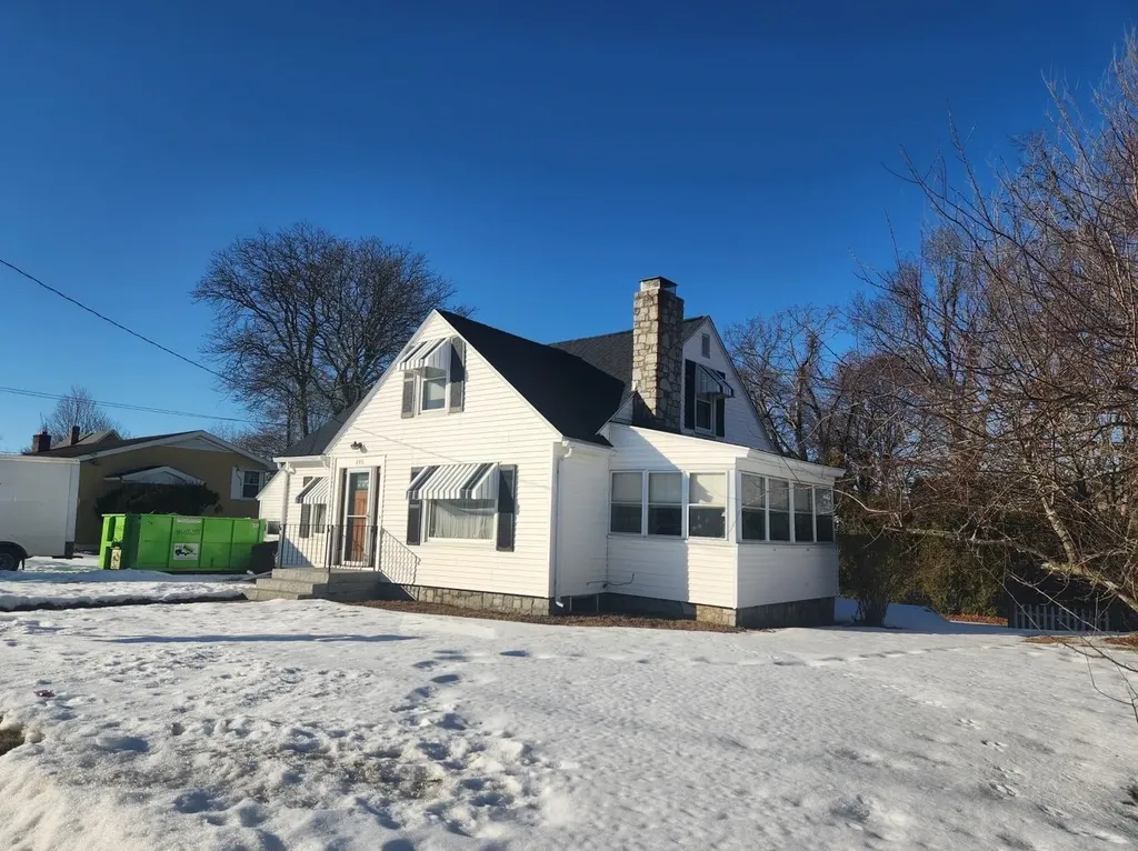 846 Howe Street Manchester NH 03103