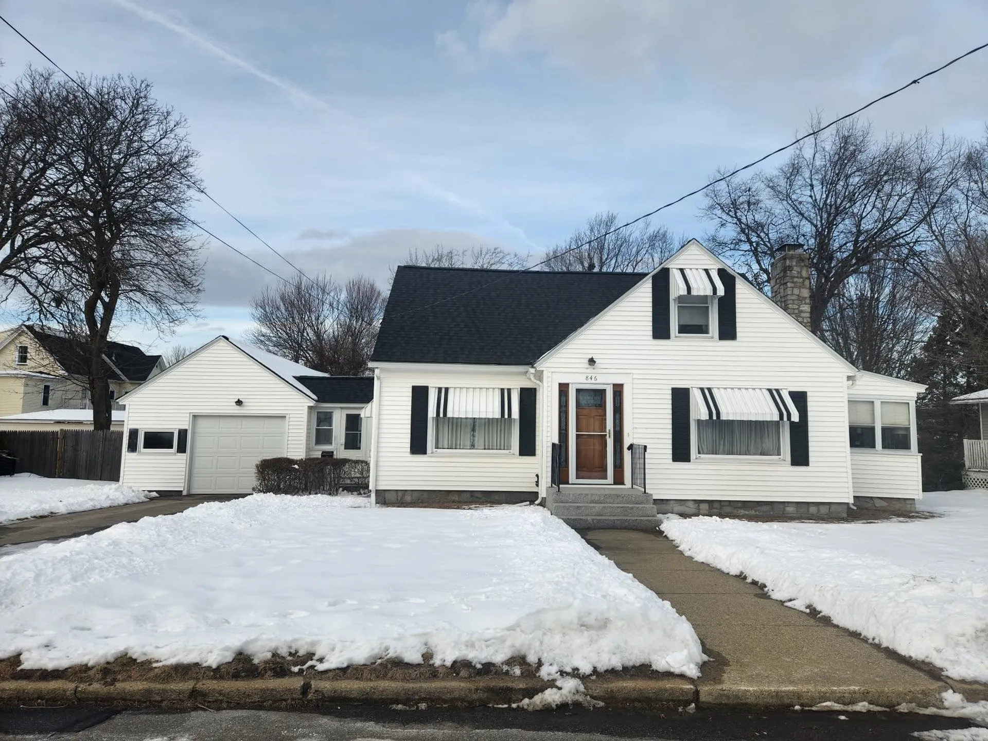 846 Howe Street Manchester NH 03103
