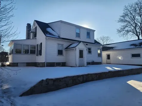 846 Howe Street Manchester NH 03103