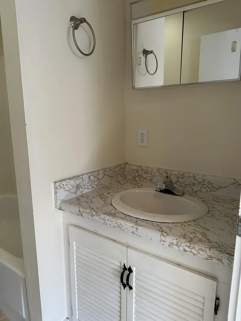 72 G South Street Essex Junction VT 05452