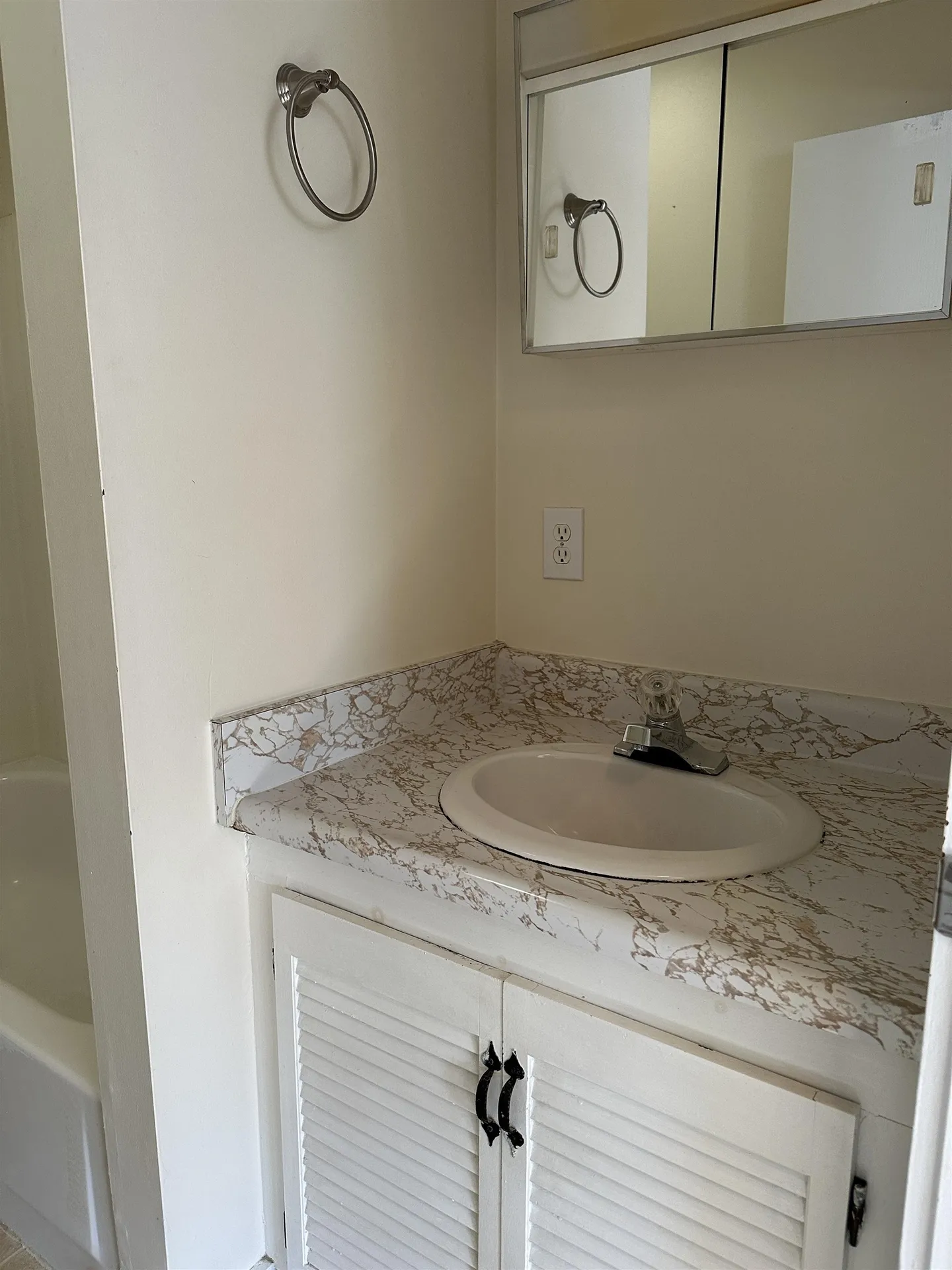 72 G South Street Essex Junction VT 05452