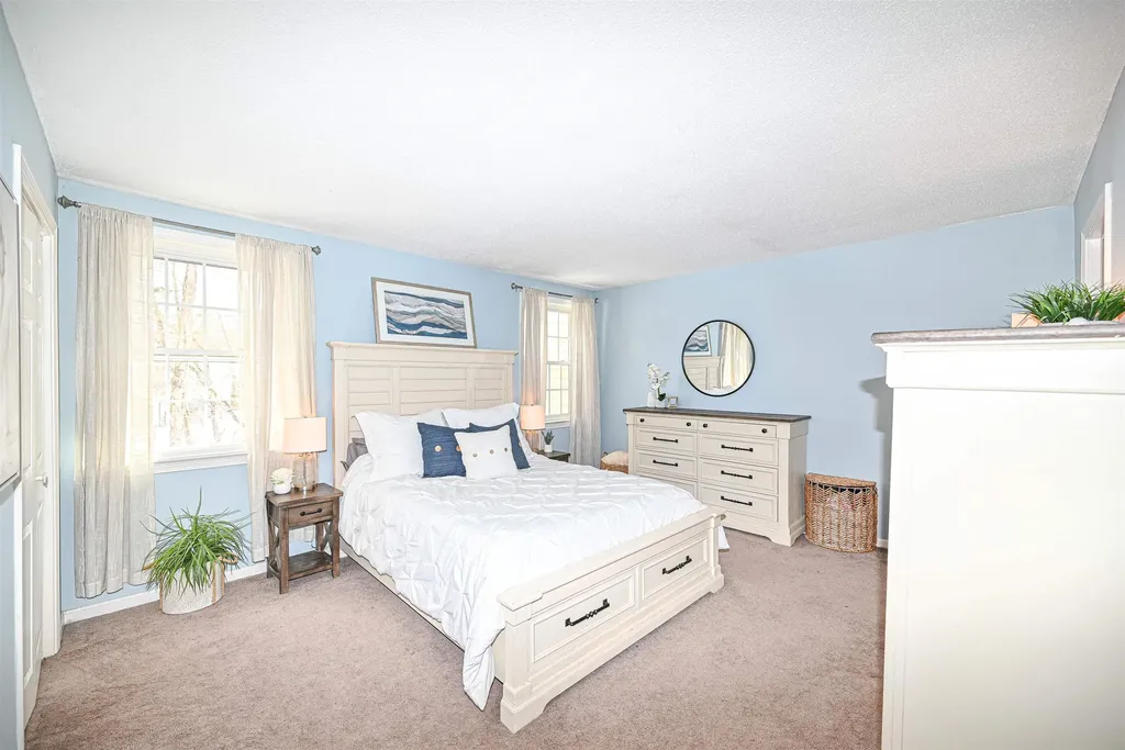 21 Chestnut Circle Merrimack NH 03054