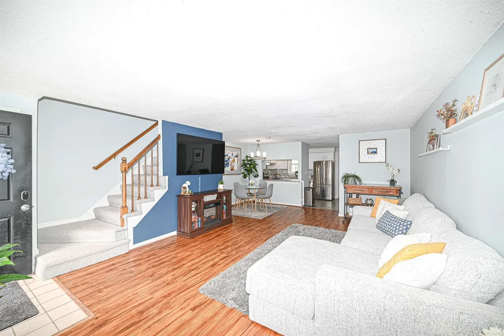 21 Chestnut Circle Merrimack NH 03054