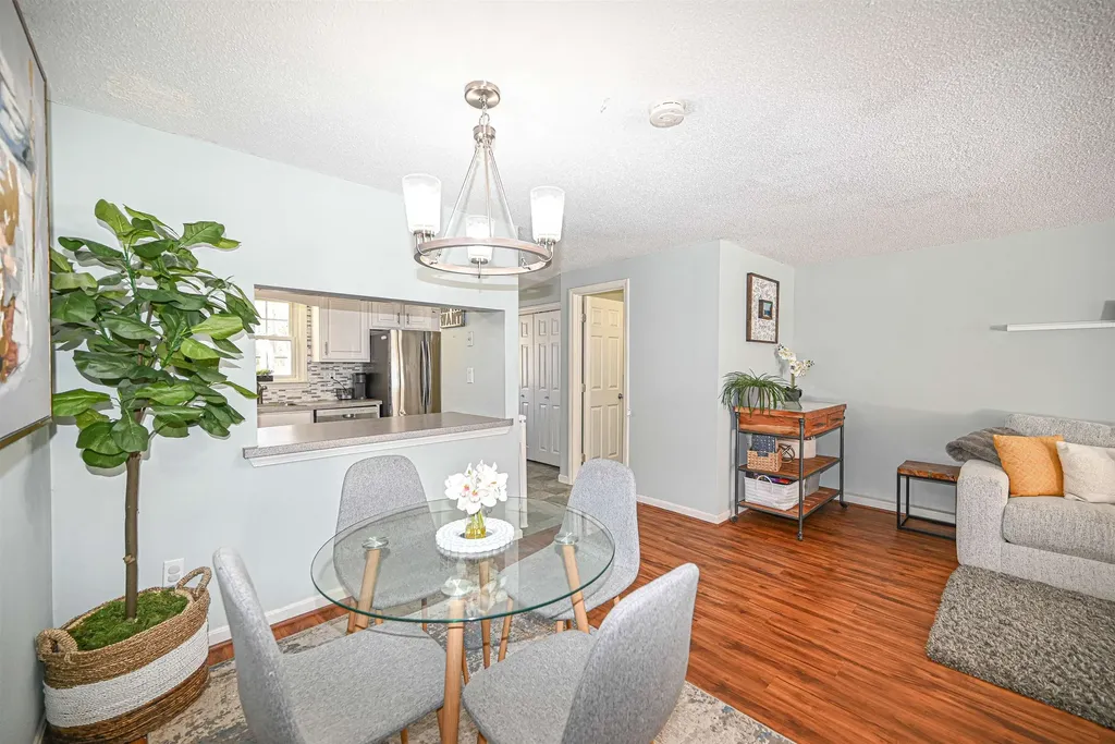 21 Chestnut Circle Merrimack NH 03054