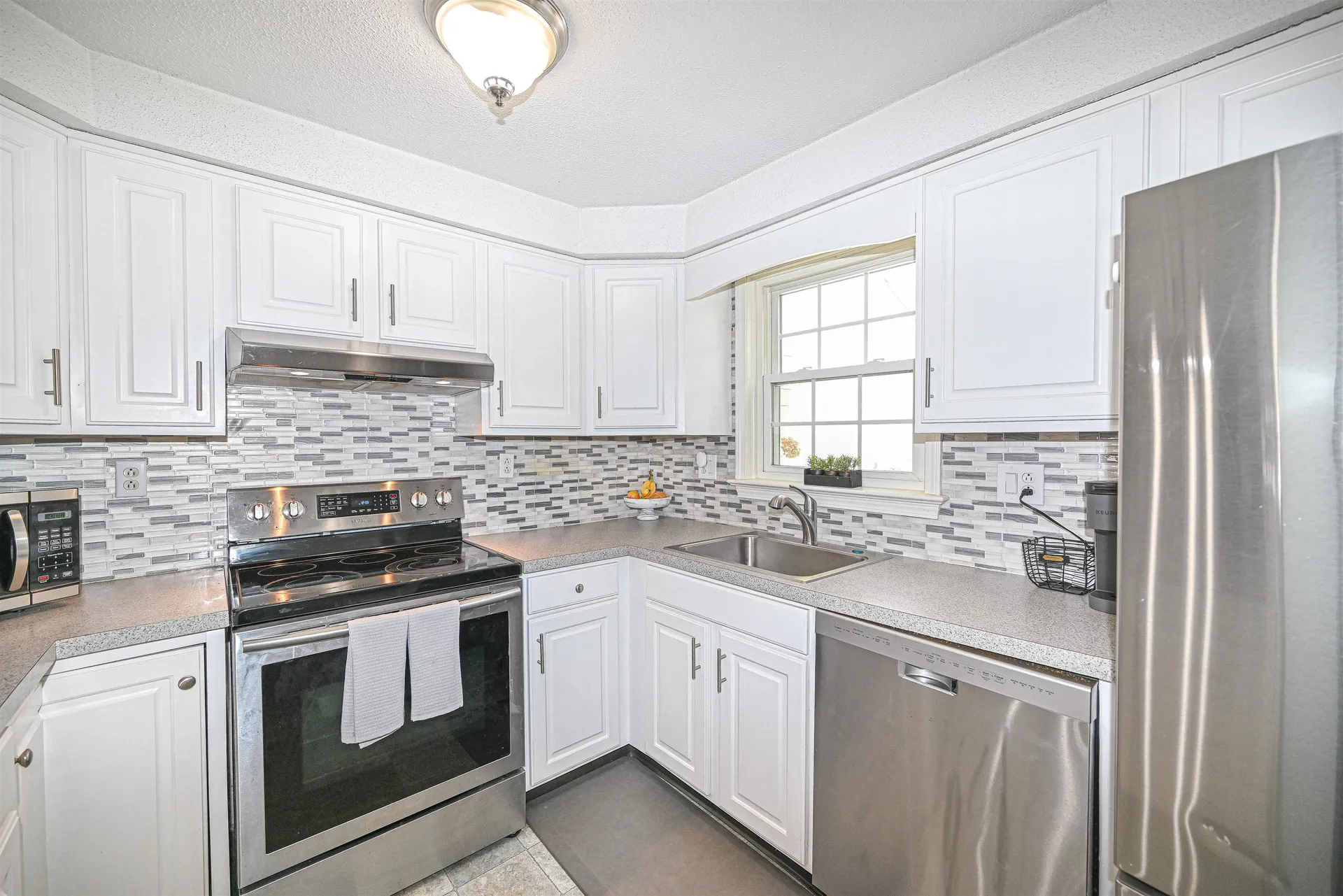 21 Chestnut Circle Merrimack NH 03054
