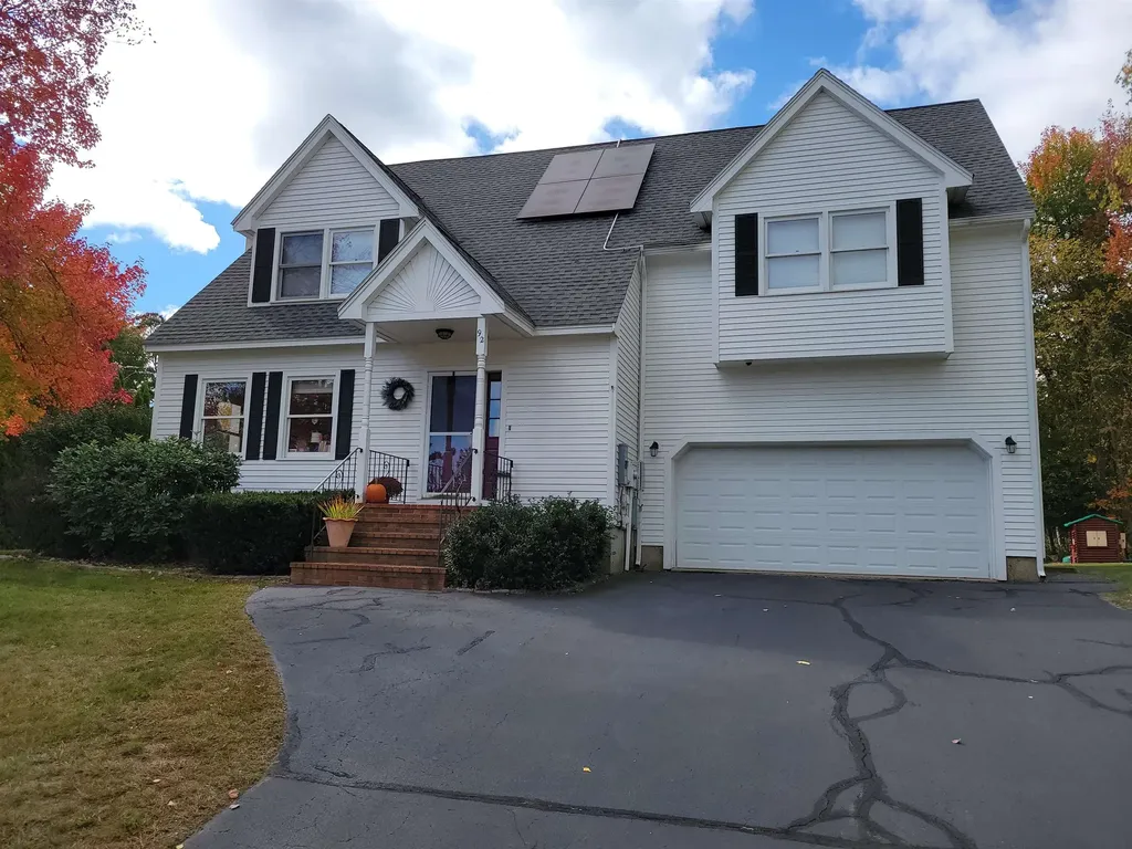 92 Poplar Street Manchester NH 03104