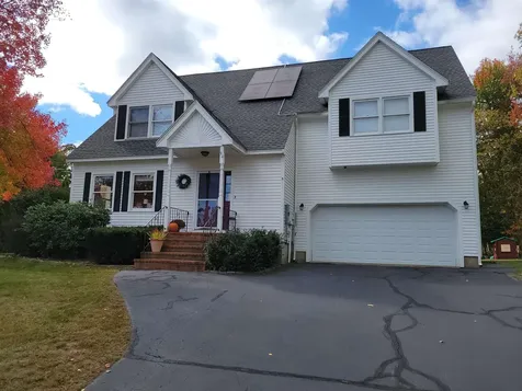 92 Poplar Street Manchester NH 03104