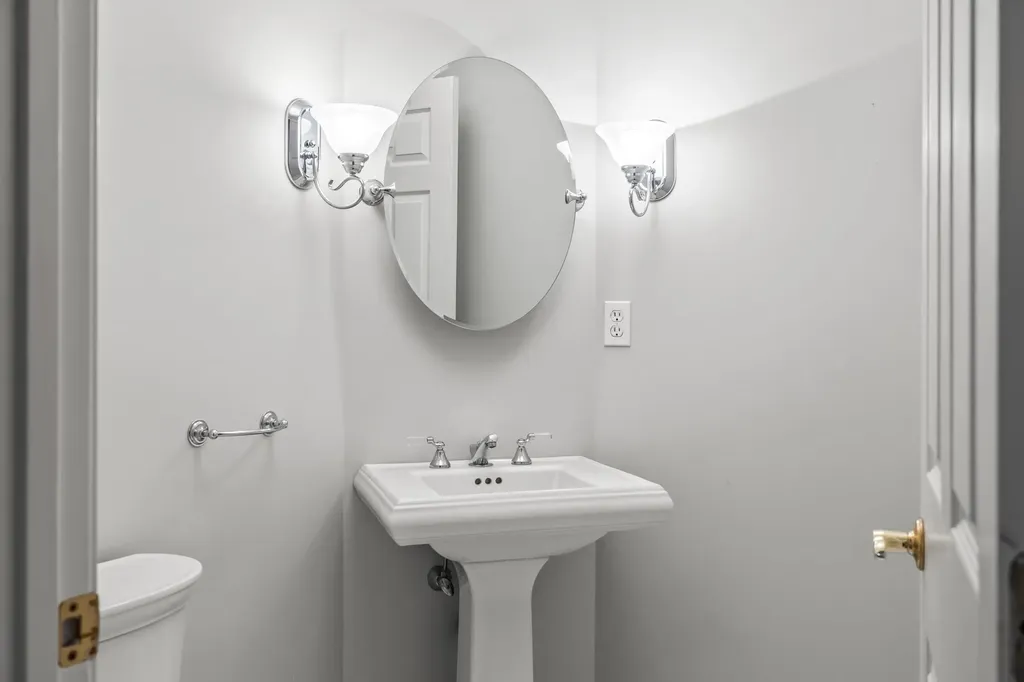 21 Corbin Court Grantham NH 03753