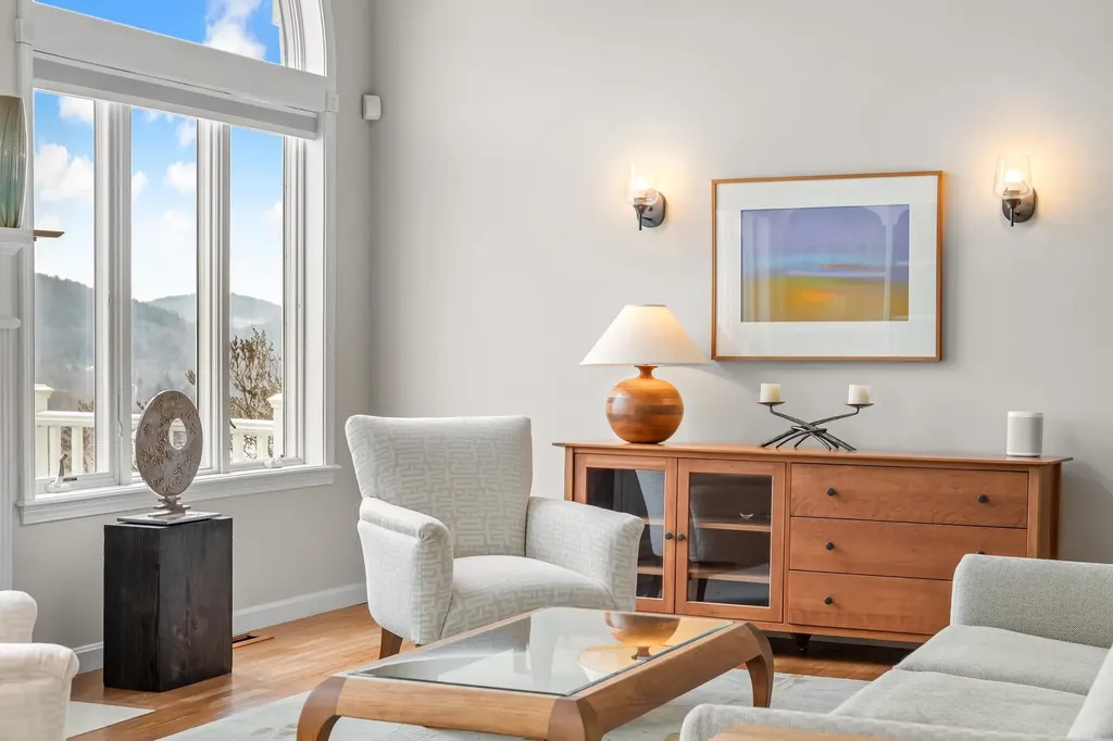 21 Corbin Court Grantham NH 03753