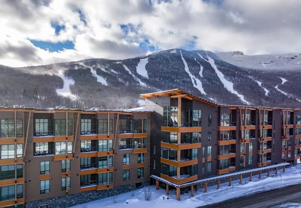 69 Hourglass Drive Stowe VT 05672