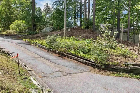 9 Valcat Lane Atkinson NH 03811