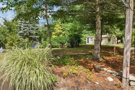 9 Valcat Lane Atkinson NH 03811