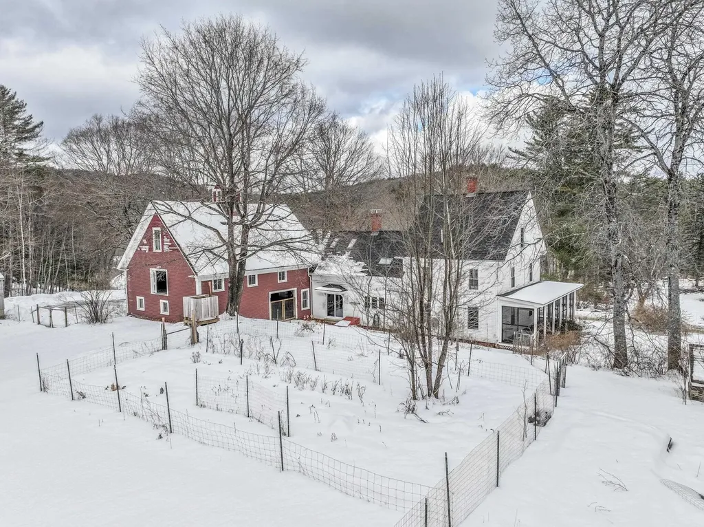 19 Dunlap Road Salisbury NH 03268