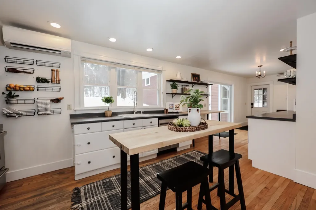 19 Dunlap Road Salisbury NH 03268