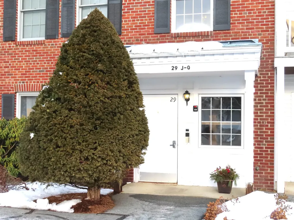 29 Windsor Court Keene NH 03431