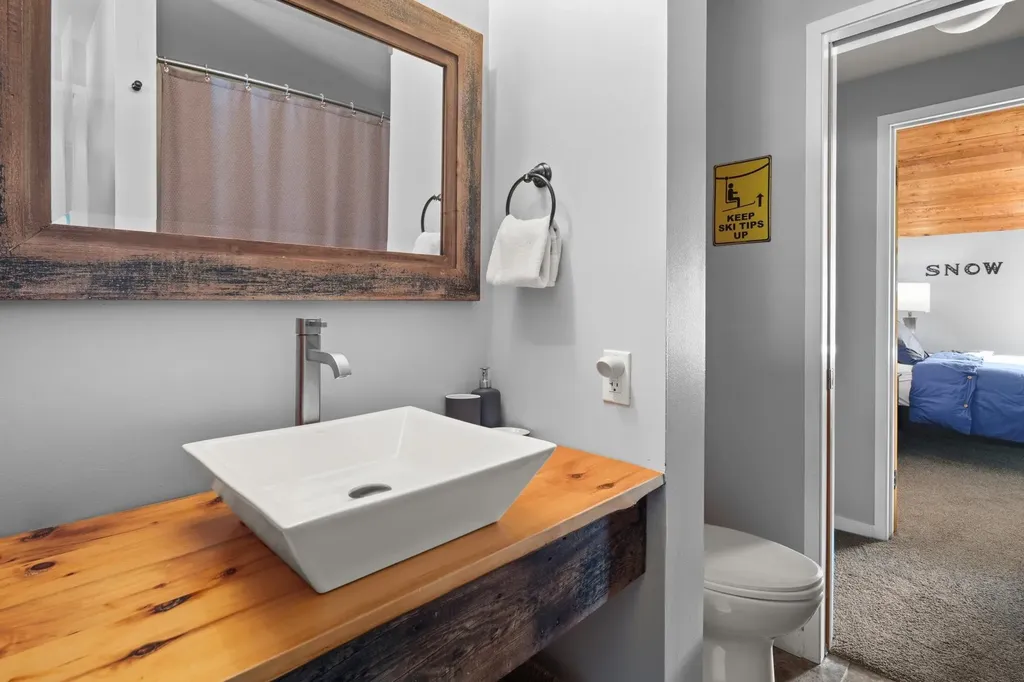 52 Christmas Tree Road Warren VT 05674