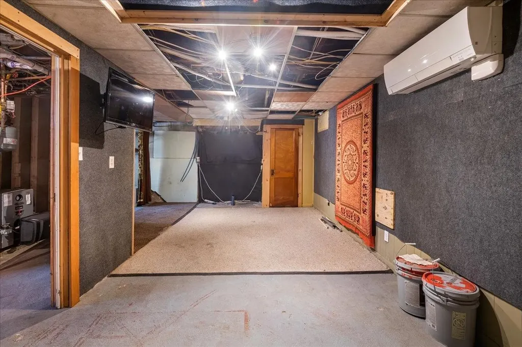 11 Hilltop Avenue Barre City VT 05641