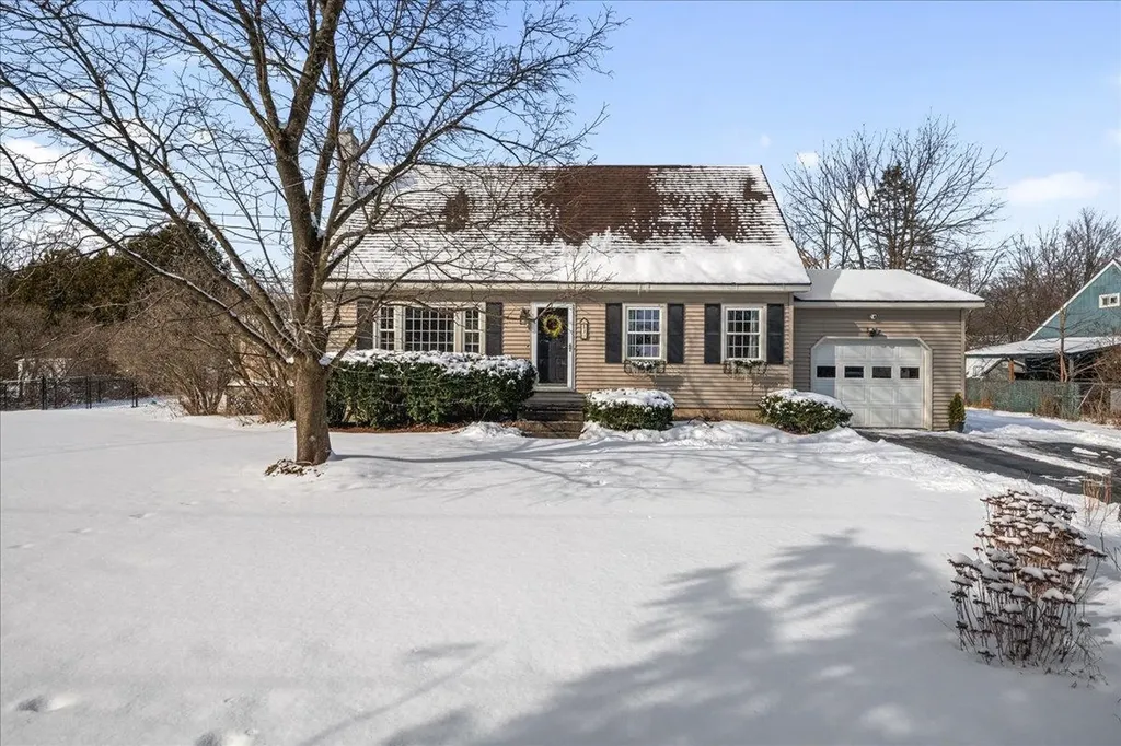 3 South Street Lane Essex Junction VT 05452