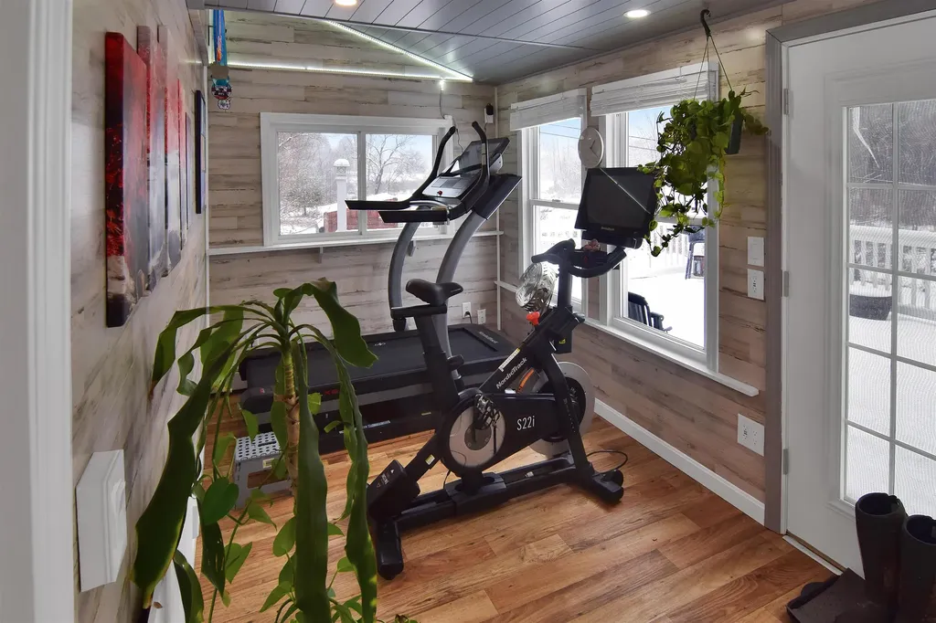 1699 Meadow Street Littleton NH 03561