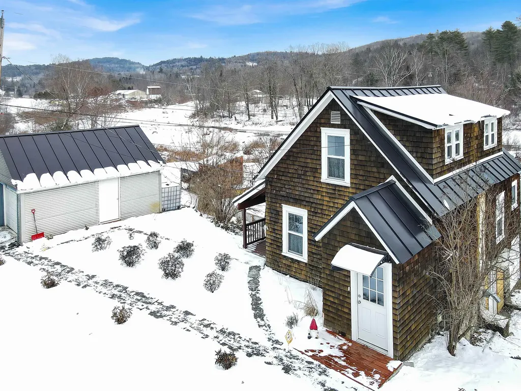 1699 Meadow Street Littleton NH 03561