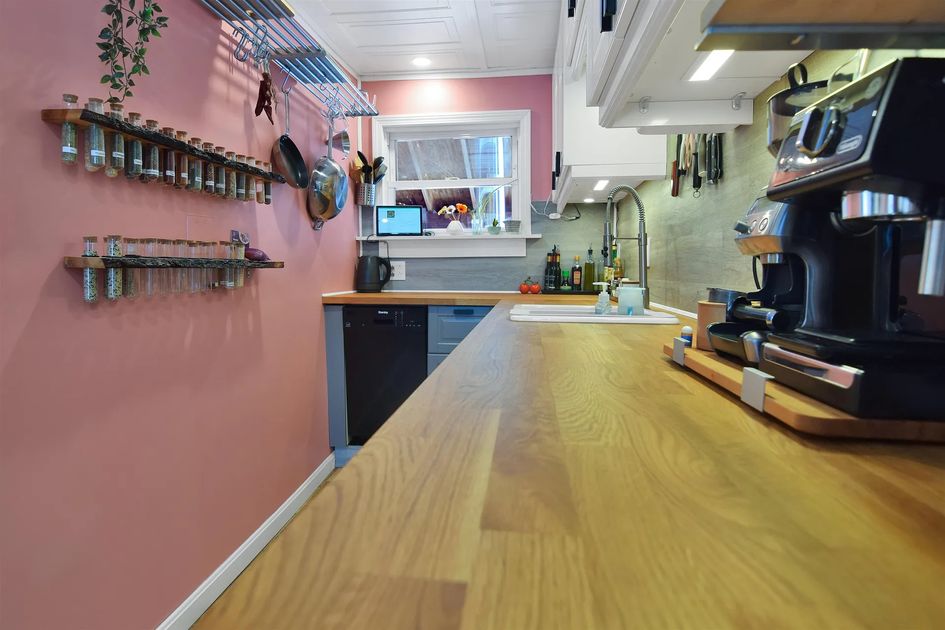 1699 Meadow Street Littleton NH 03561