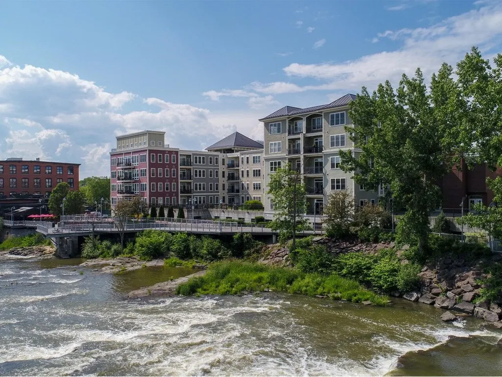 60 Winooski Falls Way Winooski VT 05404