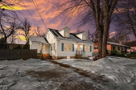 200 Woodland Avenue Manchester NH 03109