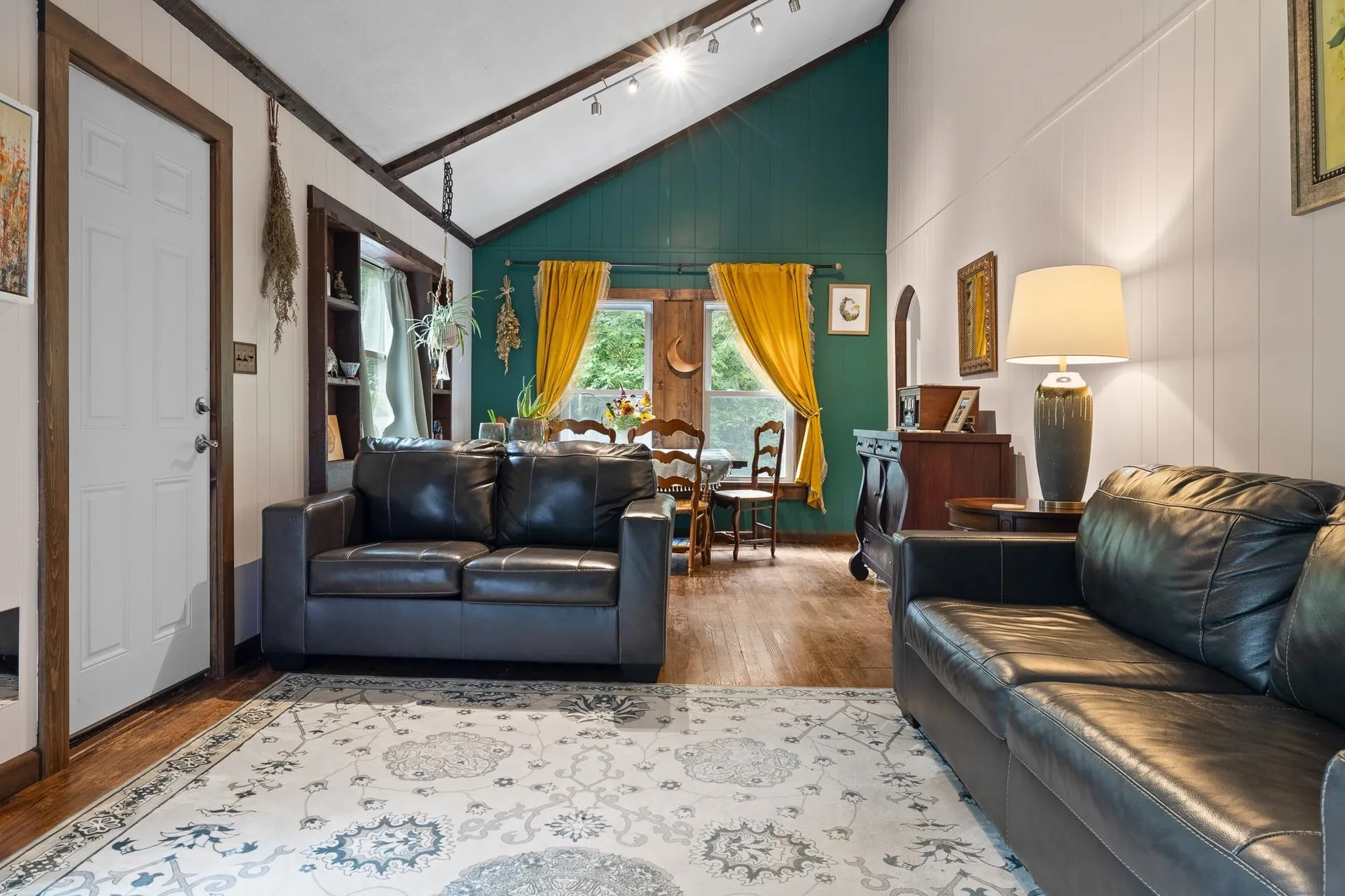 6217 Vt Route 30 Jamaica VT 05343